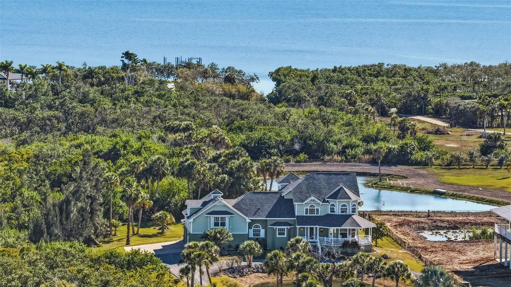 Image 53 of property listing at 925 BAYSHORE DRIVE, Terra Ceia, FL 34250