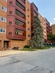 200 PARK Avenue 634, Calumet City, IL 60409