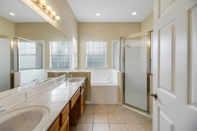 3715 MULBERRY GROVE LOOP, Leesburg, FL 34748