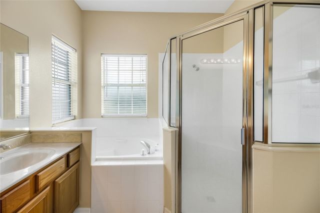 3715 MULBERRY GROVE LOOP, Leesburg, FL 34748