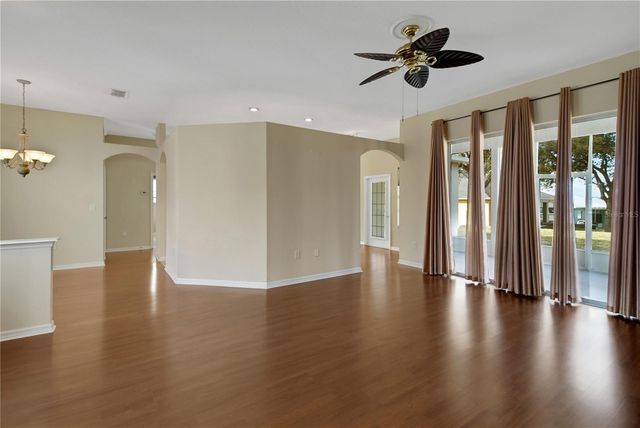 3715 MULBERRY GROVE LOOP, Leesburg, FL 34748