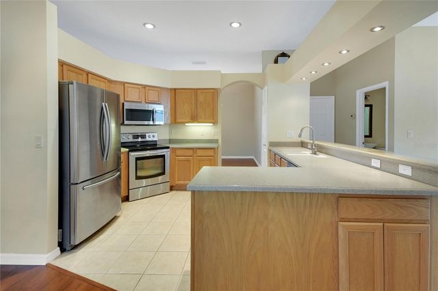 3715 MULBERRY GROVE LOOP, Leesburg, FL 34748