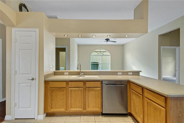 3715 MULBERRY GROVE LOOP, Leesburg, FL 34748