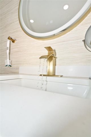 8240 SW 210th St 207, Cutler Bay, FL 33189