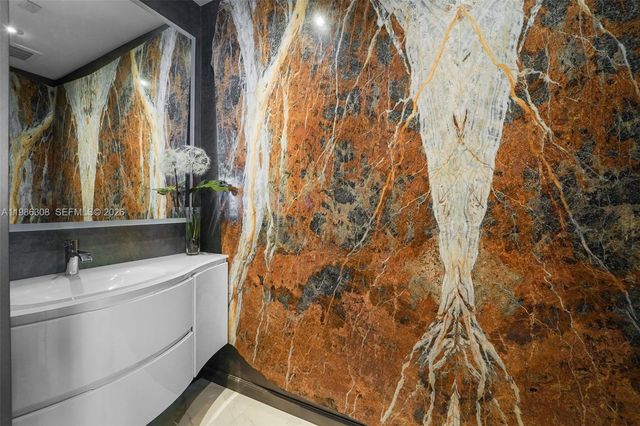 18555 Collins Ave 2201, Sunny Isles Beach, FL 33160