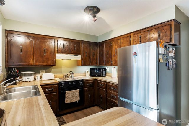 112 Galaxie Road, Chehalis, WA 98532