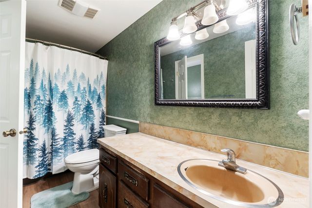 112 Galaxie Road, Chehalis, WA 98532