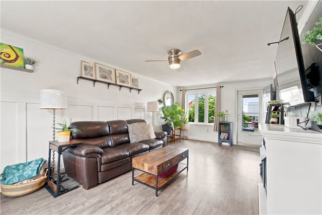 1711 Maine Avenue, West Mifflin, PA 15122