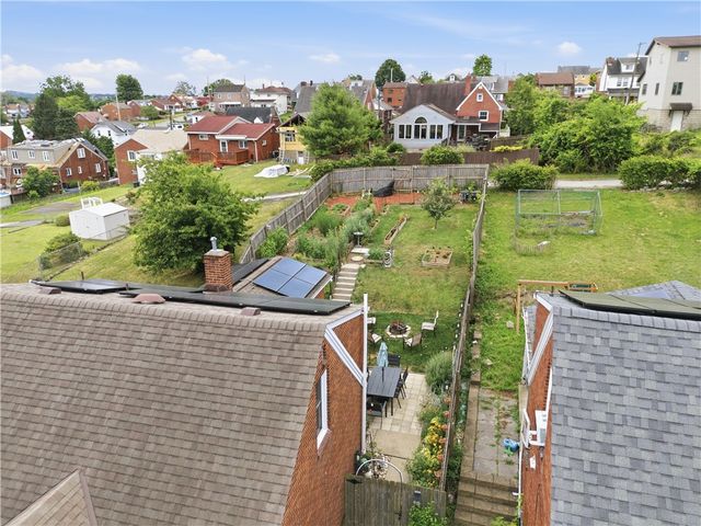 1711 Maine Avenue, West Mifflin, PA 15122