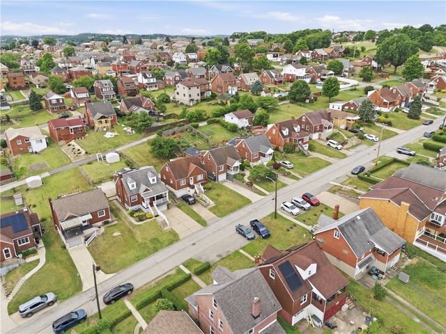 1711 Maine Avenue, West Mifflin, PA 15122