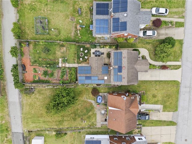 1711 Maine Avenue, West Mifflin, PA 15122