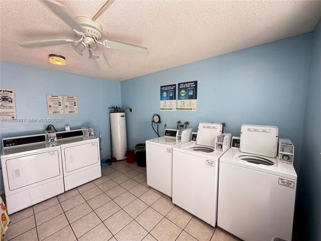 30 SE 4th Ave 116, Hallandale Beach, FL 33009