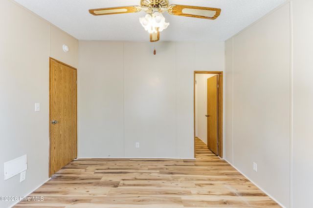 4690 Port Loop Road SE, Southport, NC 28461