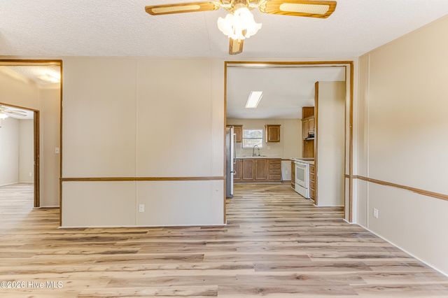 4690 Port Loop Road SE, Southport, NC 28461
