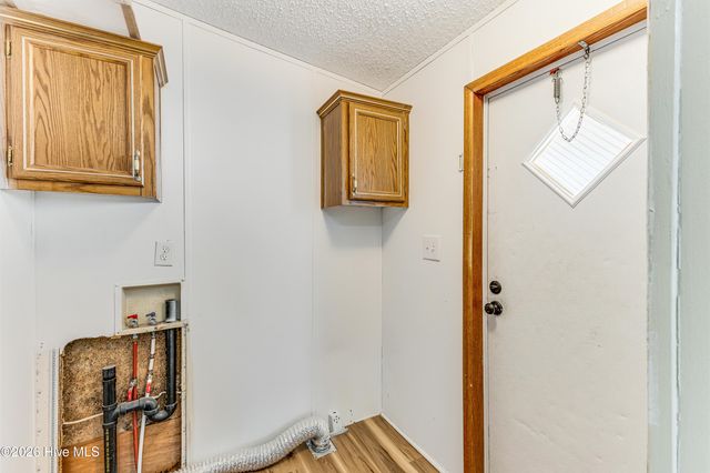 4690 Port Loop Road SE, Southport, NC 28461
