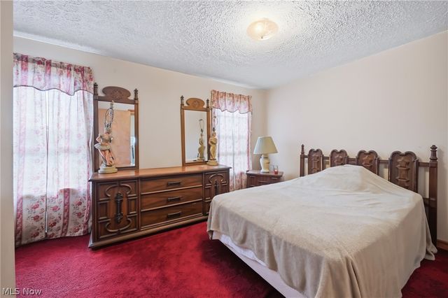 301 Porter Avenue, Campbell, OH 44405