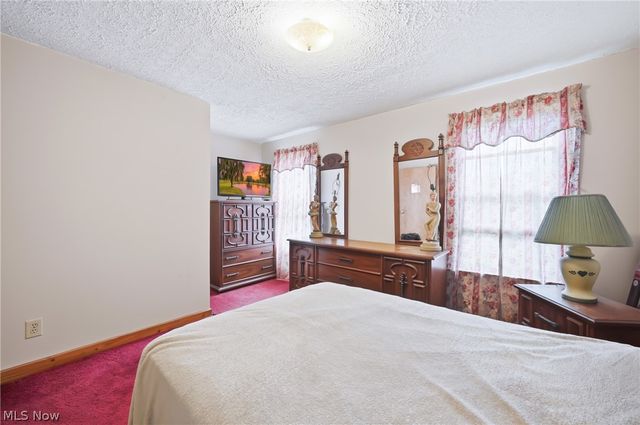 301 Porter Avenue, Campbell, OH 44405