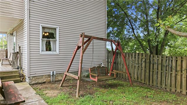 301 Porter Avenue, Campbell, OH 44405