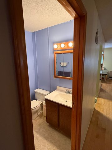 64 Bayberry Lane, South Burlington, VT 05403