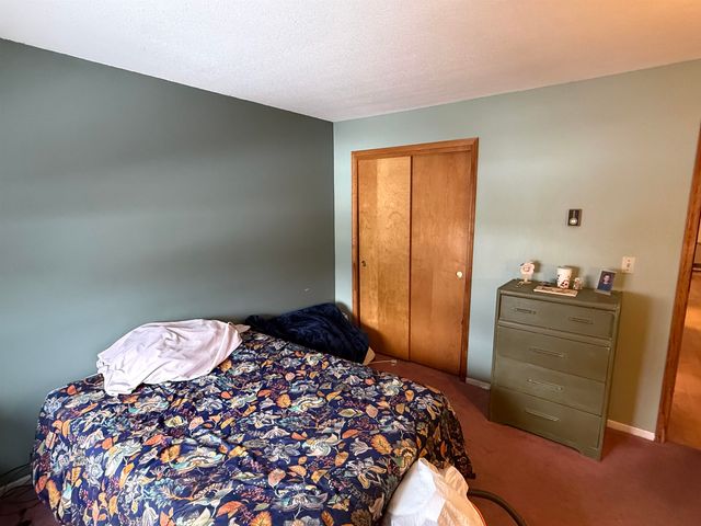 64 Bayberry Lane, South Burlington, VT 05403