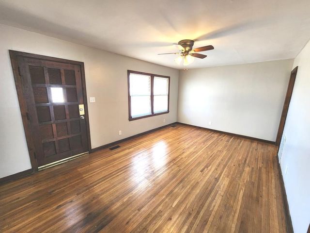 2645 S Mead St, Wichita, KS 67216