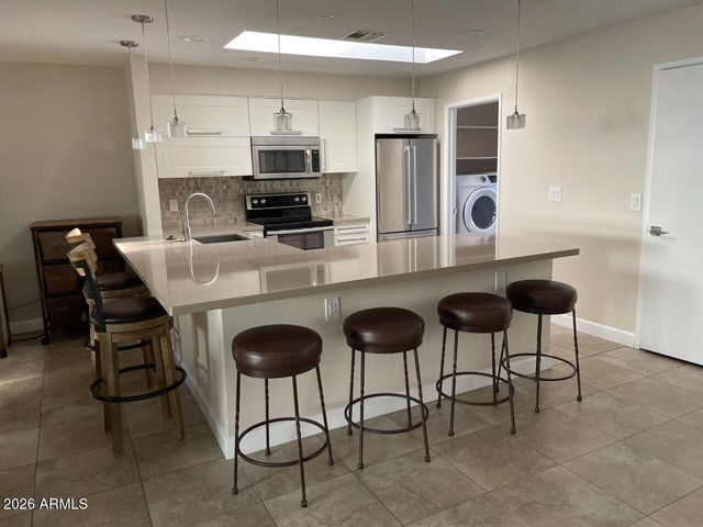 524 W COLGATE Drive, Tempe, AZ 85283