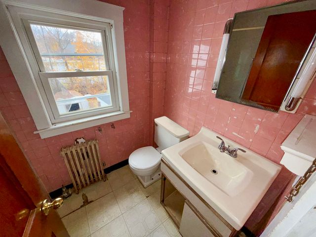 48 Jackson Street, Laconia, NH 03246