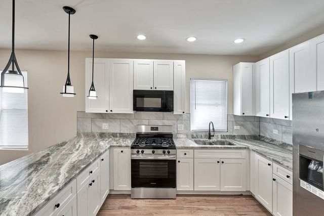 53 W 108th Street, Chicago, IL 60628