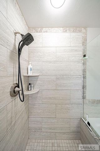 1250 N Bent Grass Drive, Ammon, ID 83406