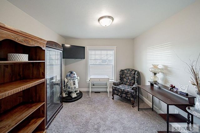 1250 N Bent Grass Drive, Ammon, ID 83406