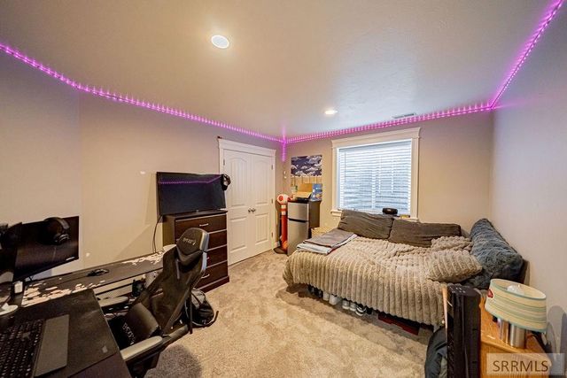 1250 N Bent Grass Drive, Ammon, ID 83406