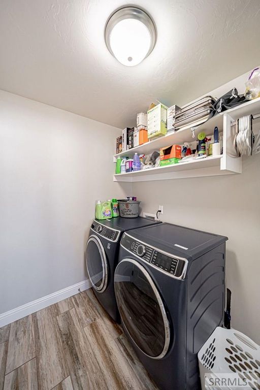 Image 27 of property listing at 1250 N Bent Grass Drive, Ammon, ID 83406