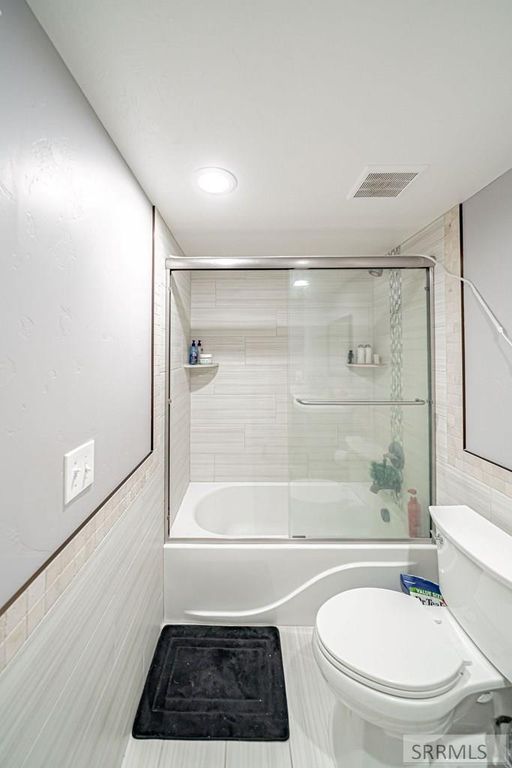 Image 63 of property listing at 1250 N Bent Grass Drive, Ammon, ID 83406