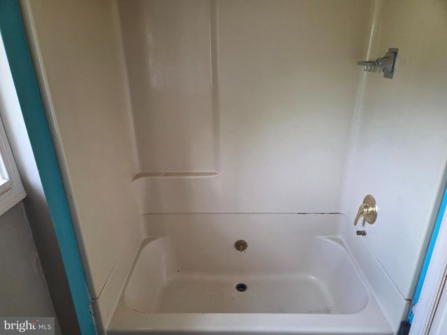 1846 ASBURY AVE, Woodbury, NJ 08096