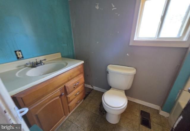 1846 ASBURY AVE, Woodbury, NJ 08096
