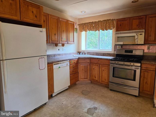 1846 ASBURY AVE, Woodbury, NJ 08096