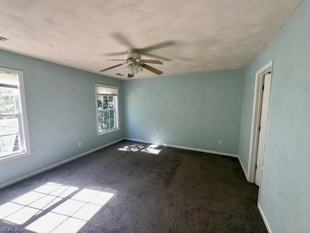 979 Denhart ST, Norfolk, VA 23504