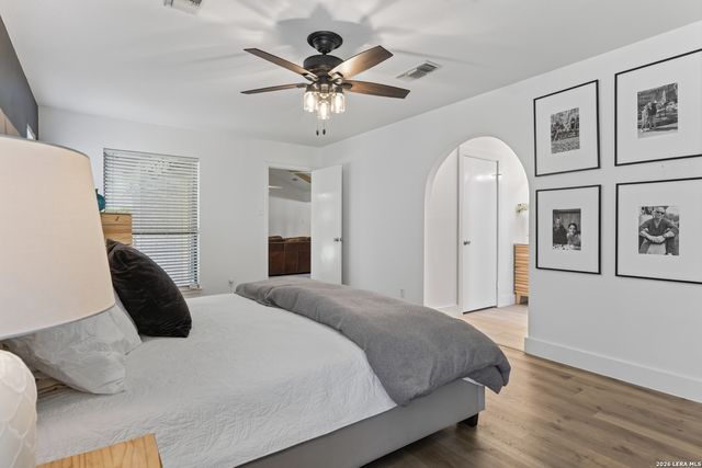 903 Silver Spruce, San Antonio, TX 78232