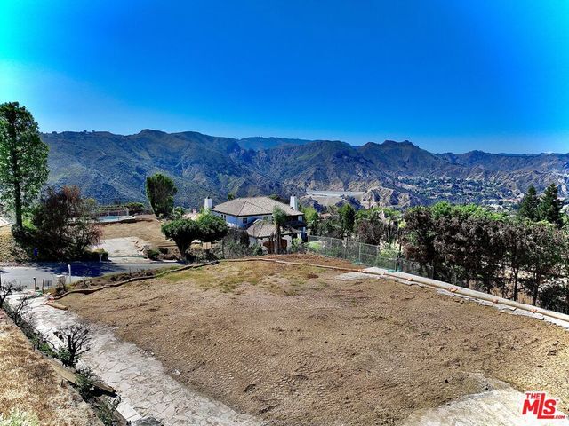 16751 Monte Hermoso Drive, Pacific Palisades, CA 90272