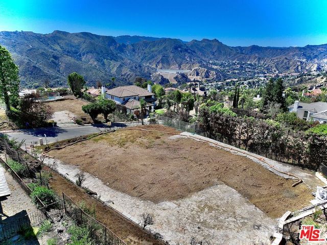 16751 Monte Hermoso Drive, Pacific Palisades, CA 90272