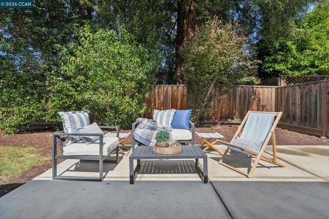 4830 Tahoe Circle, Martinez, CA 94553