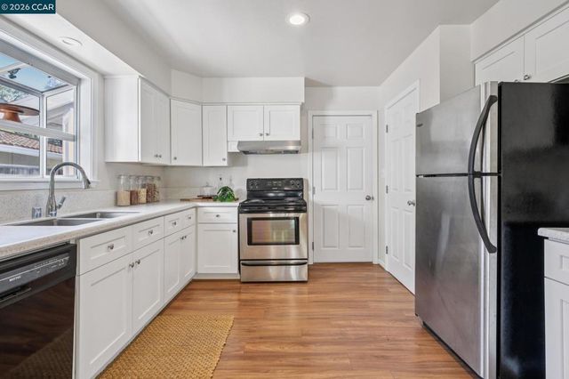 4830 Tahoe Circle, Martinez, CA 94553