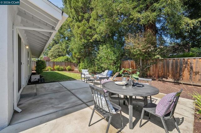 4830 Tahoe Circle, Martinez, CA 94553