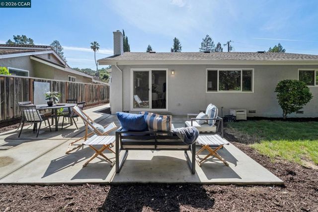 4830 Tahoe Circle, Martinez, CA 94553