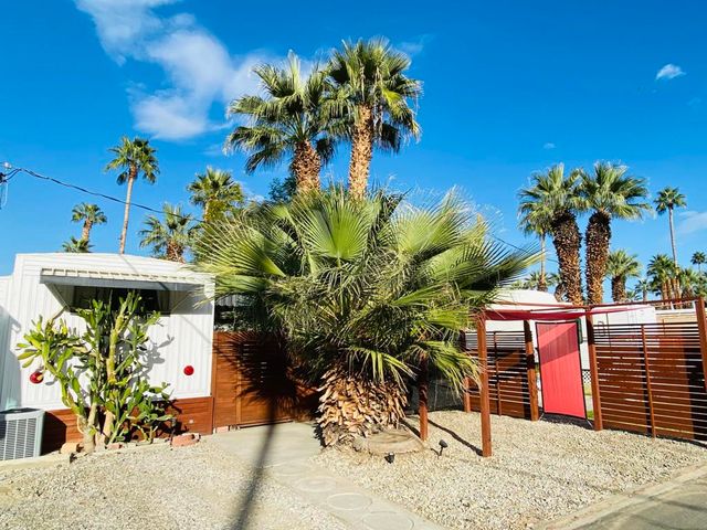 90 Jupiter Street, Palm Springs, CA 92264