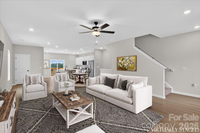 1972 W Davidson Avenue, Gastonia, NC 28052