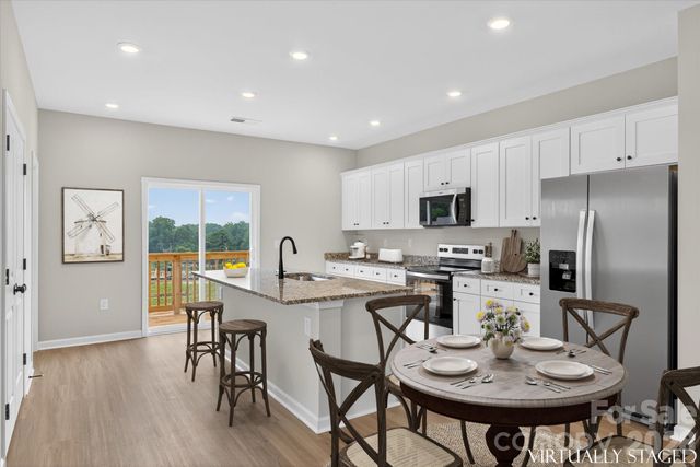 1972 W Davidson Avenue, Gastonia, NC 28052