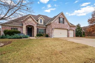 6405 S 37th Street, Rogers, AR 72758
