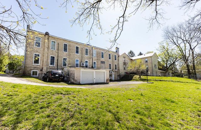 222 Margaret STREET, Watertown, WI 53098