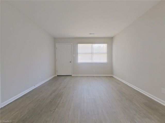 1026 Meadowbrook Boulevard, High Point, NC 27260